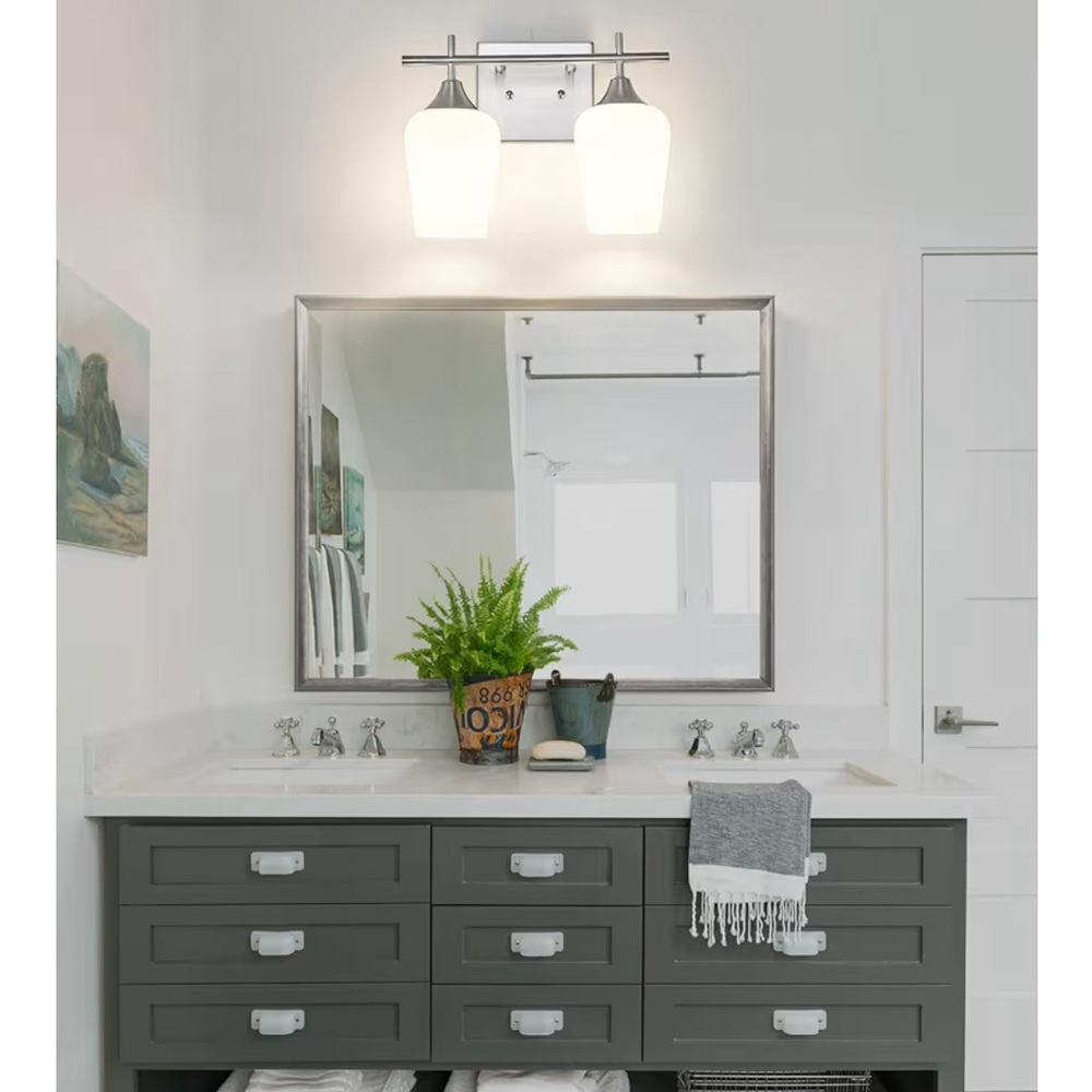 Modern White and Silver Bathroom Vanity Light. Home decor. - Picture 5 of 11